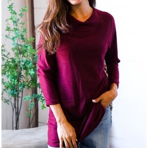 BEESON RIVER Women’s Boutique Brand Burgundy Floral Tunic Top Size Medium NWOT